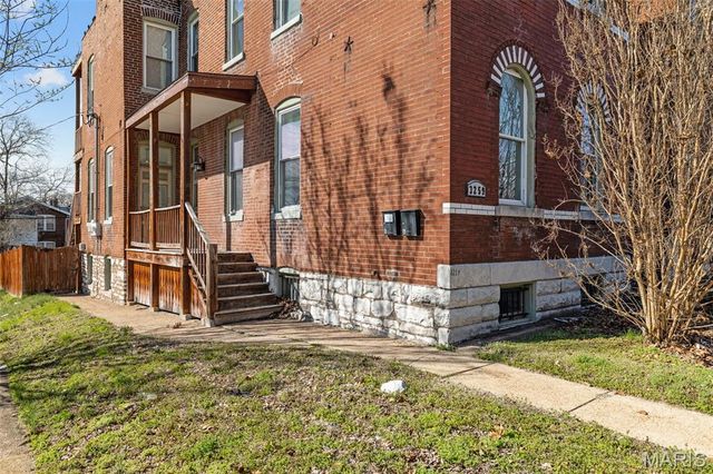3259 Minnesota Avenue, St Louis, MO 63118