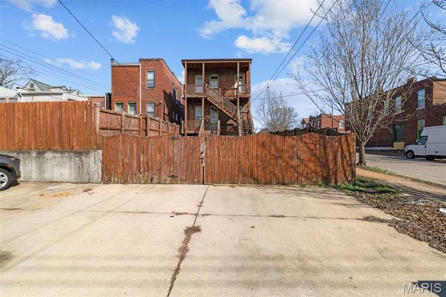 3259 Minnesota Avenue, St Louis, MO 63118