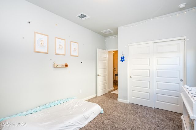 223 W Sg Posey Street, Vail, AZ 85641