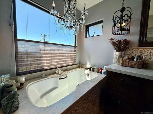4424 Algeciras, San Diego, CA 92107