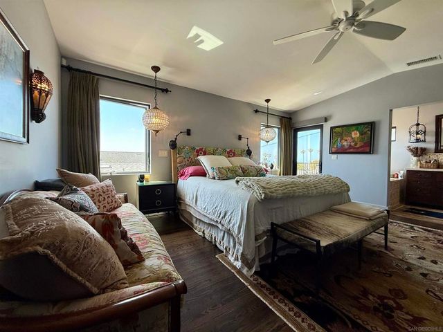 4424 Algeciras, San Diego, CA 92107