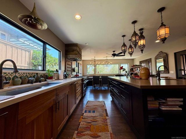4424 Algeciras, San Diego, CA 92107