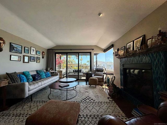 4424 Algeciras, San Diego, CA 92107