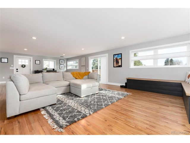 5819 W Elmhurst Dr, Littleton, CO 80128