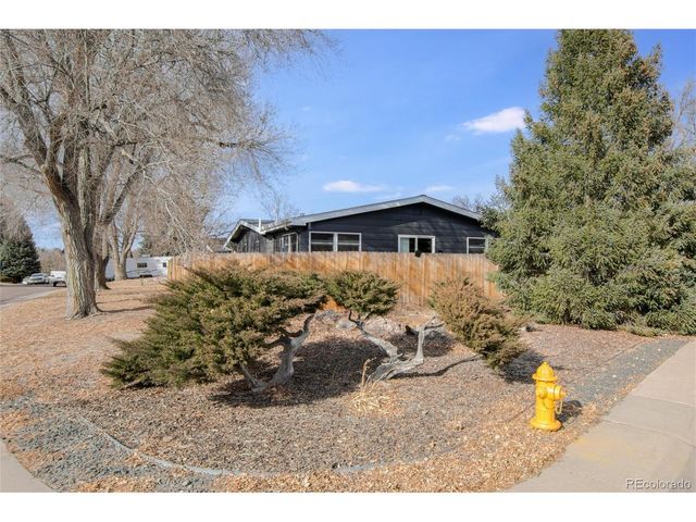 5819 W Elmhurst Dr, Littleton, CO 80128