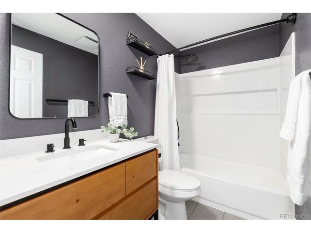 5819 W Elmhurst Dr, Littleton, CO 80128