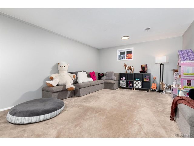 5819 W Elmhurst Dr, Littleton, CO 80128