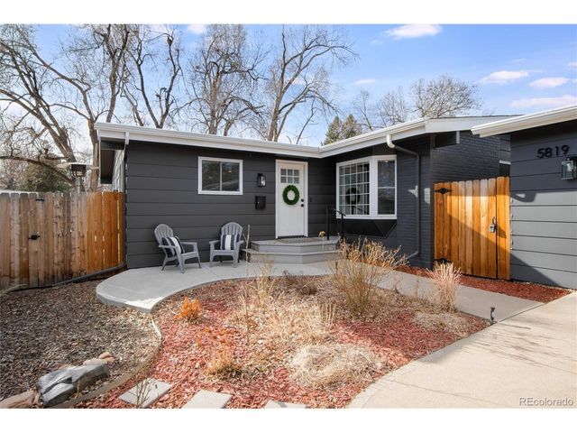 5819 W Elmhurst Dr, Littleton, CO 80128