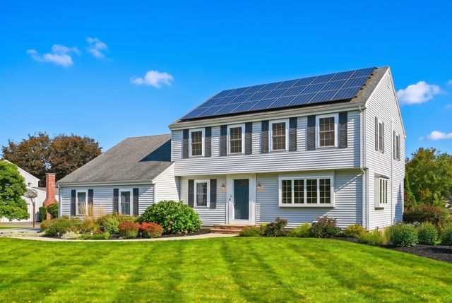 6 Turner Dr, North Reading, MA 01864