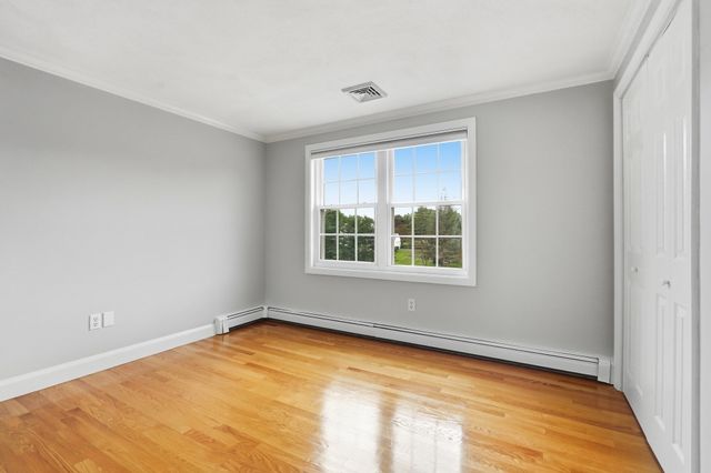 6 Turner Dr, North Reading, MA 01864