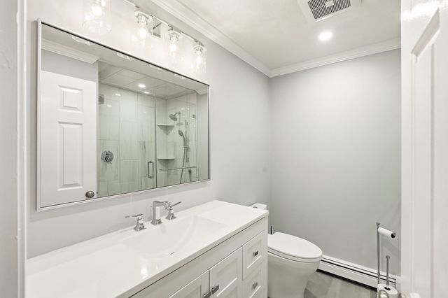 6 Turner Dr, North Reading, MA 01864