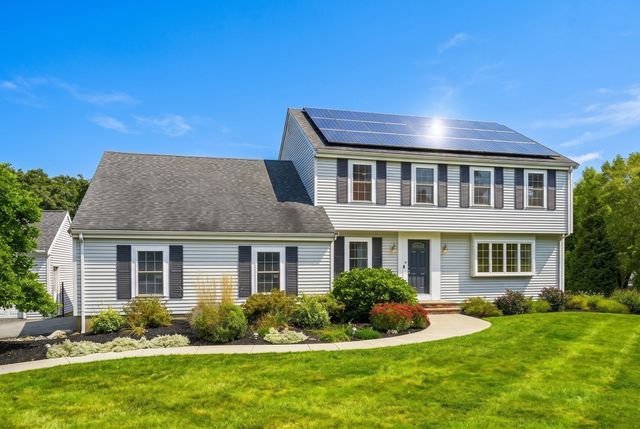 6 Turner Dr, North Reading, MA 01864