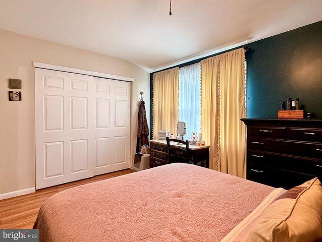 618 7TH AVE, Lindenwold, NJ 08021
