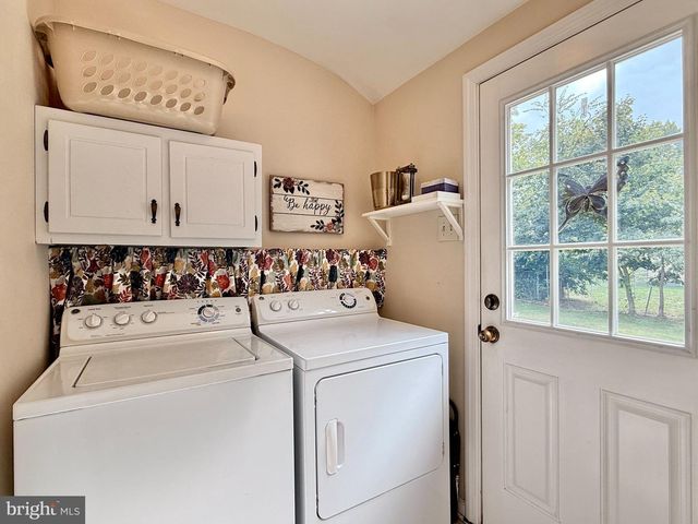 618 7TH AVE, Lindenwold, NJ 08021