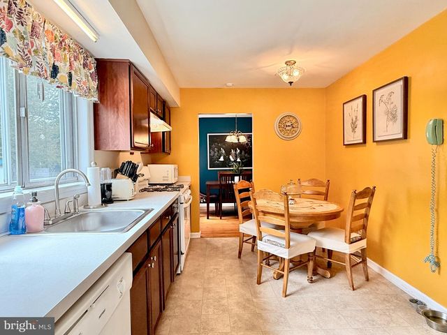 618 7TH AVE, Lindenwold, NJ 08021