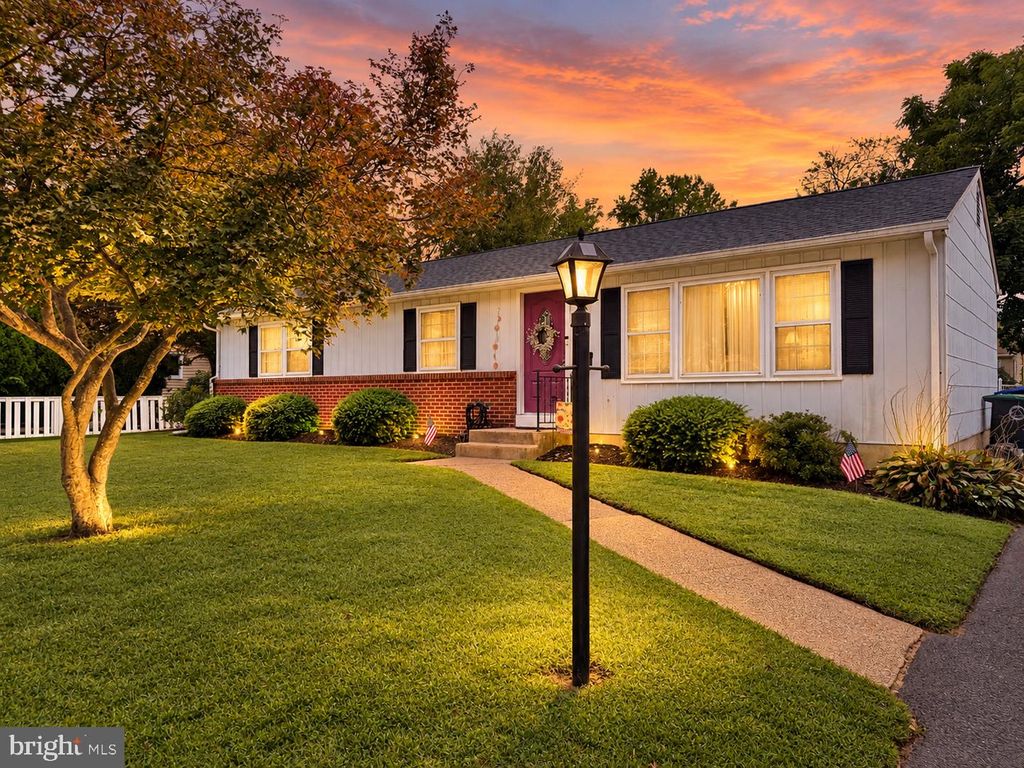 618 7TH AVE, Lindenwold, NJ 08021
