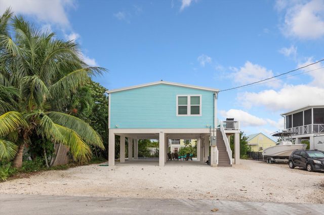 463 Lesrohde Drive, Ramrod Key, FL 33042