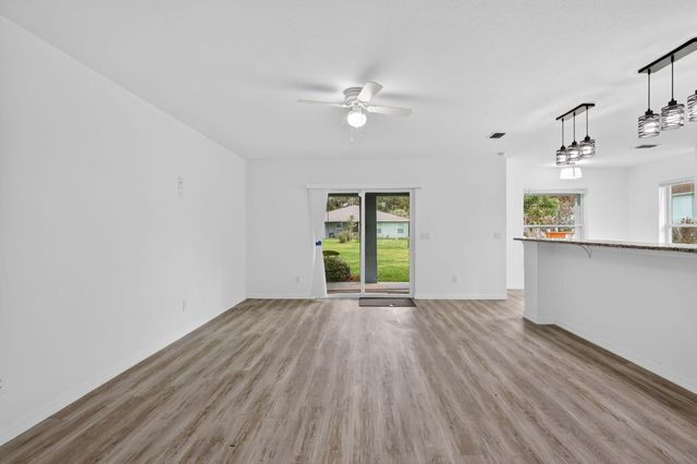 2206 S 34th Street, Fort Pierce, FL 34947