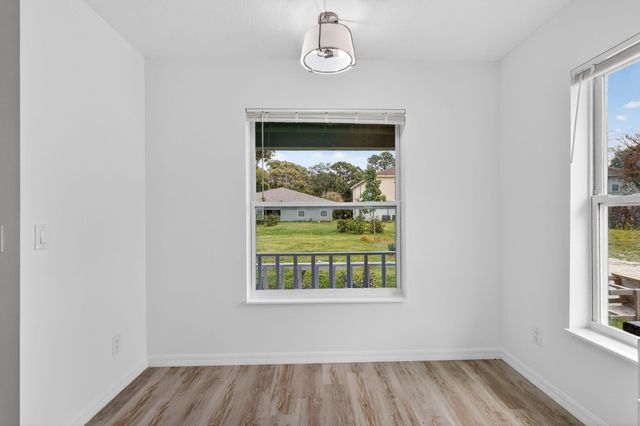 2206 S 34th Street, Fort Pierce, FL 34947