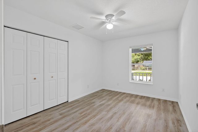 2206 S 34th Street, Fort Pierce, FL 34947