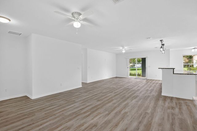 2206 S 34th Street, Fort Pierce, FL 34947