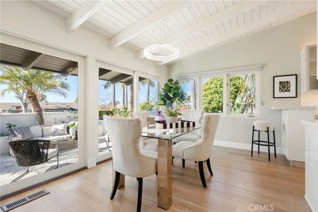 2000 Vista Cajon, Newport Beach, CA 92660