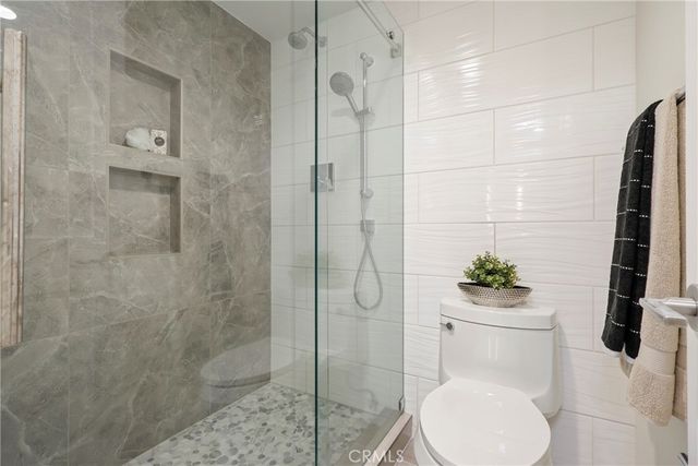 2000 Vista Cajon, Newport Beach, CA 92660