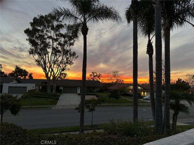 2000 Vista Cajon, Newport Beach, CA 92660