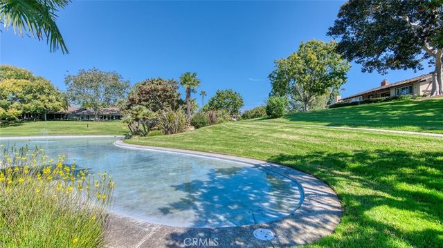 2000 Vista Cajon, Newport Beach, CA 92660