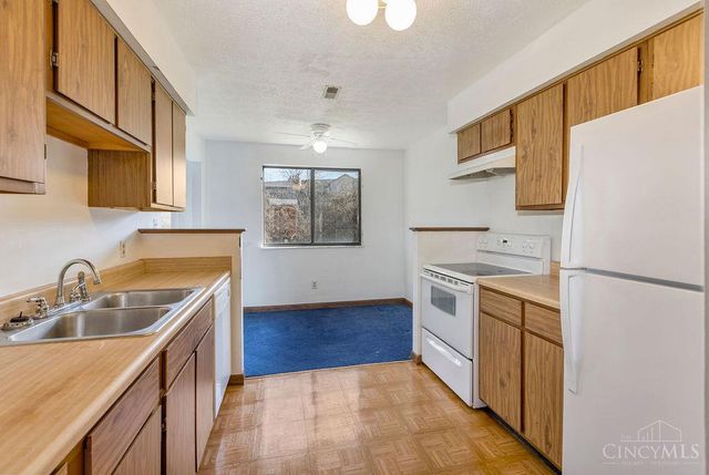 9578 Woodland Hills Drive, West Chester, OH 45011