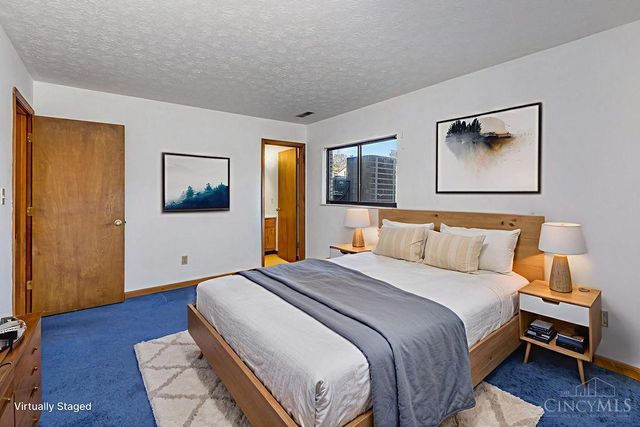 9578 Woodland Hills Drive, West Chester, OH 45011