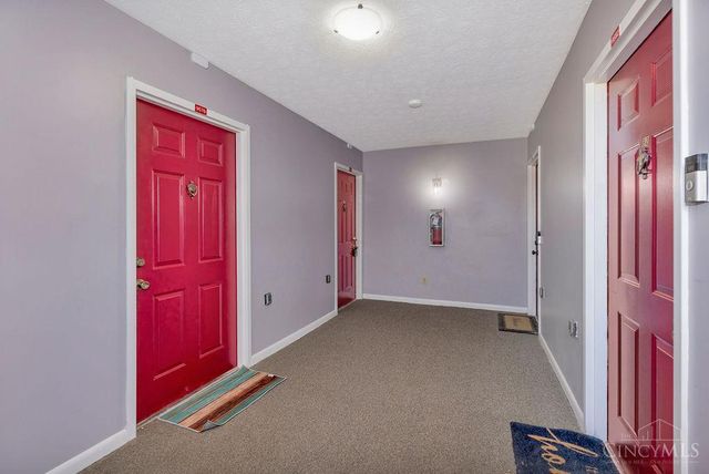 9578 Woodland Hills Drive, West Chester, OH 45011