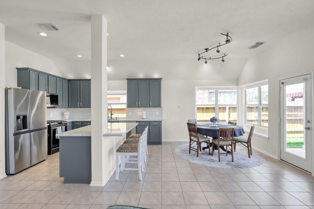 2885 Woodland Glen Lane, Conroe, TX 77385