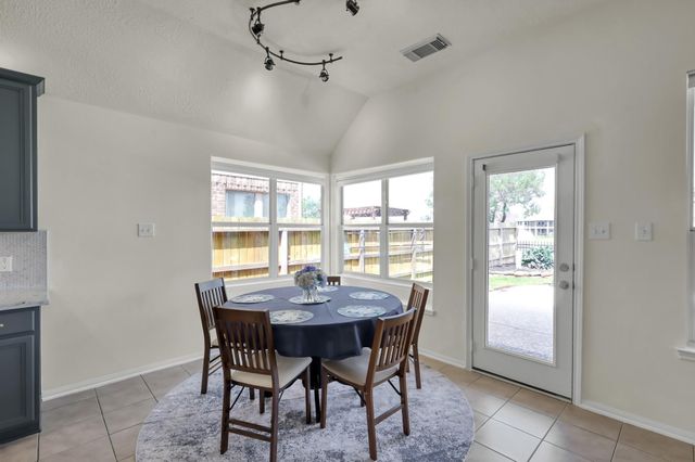 2885 Woodland Glen Lane, Conroe, TX 77385