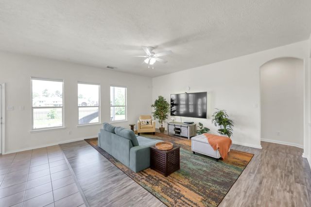 2885 Woodland Glen Lane, Conroe, TX 77385