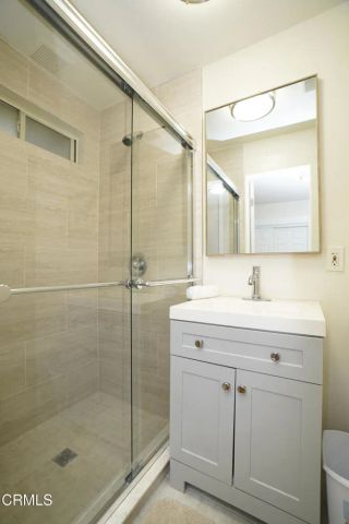 45 N Meridith Avenue, Pasadena, CA 91106