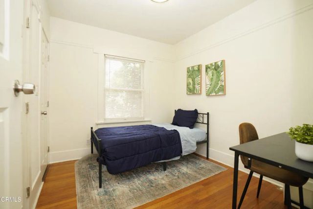 45 N Meridith Avenue, Pasadena, CA 91106