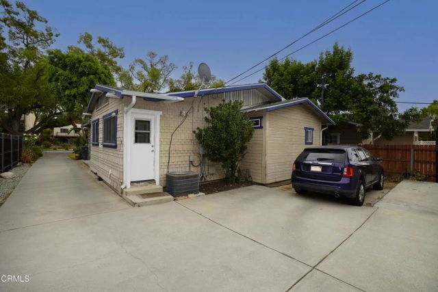 45 N Meridith Avenue, Pasadena, CA 91106