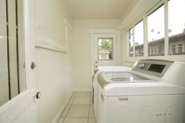 45 N Meridith Avenue, Pasadena, CA 91106