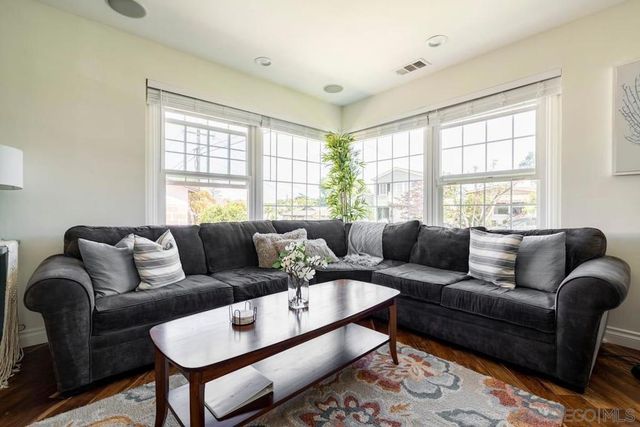 3466 Wisteria Dr, San Diego, CA 92106