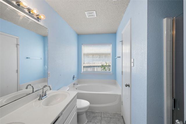 8404 Bowspirit Lane, Fort Worth, TX 76053