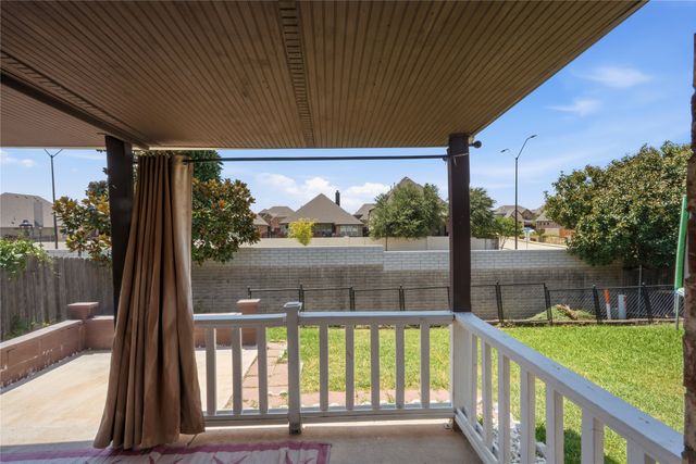 8404 Bowspirit Lane, Fort Worth, TX 76053