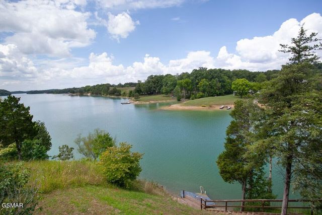 1150 Sanctuary Shores Way, Sevierville, TN 37876