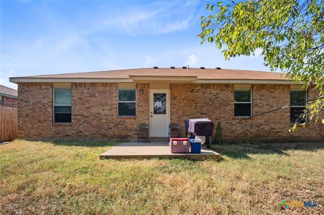 1815 Liberty Hill Drive, Belton, TX 76513