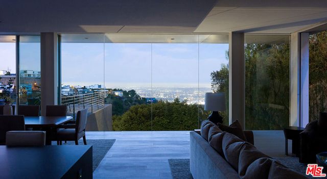 1895 Rising Glen Road, West Hollywood, CA 90069