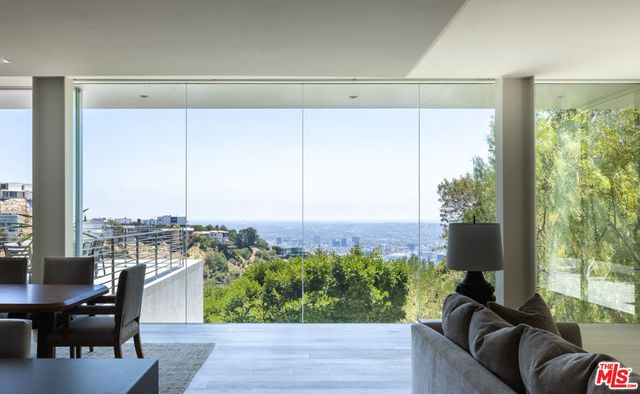 1895 Rising Glen Road, West Hollywood, CA 90069