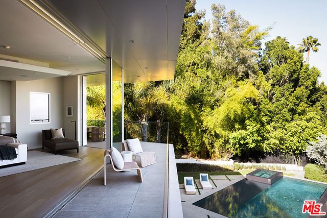 1895 Rising Glen Road, West Hollywood, CA 90069