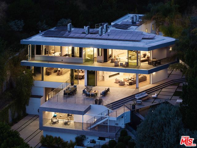 1895 Rising Glen Road, West Hollywood, CA 90069