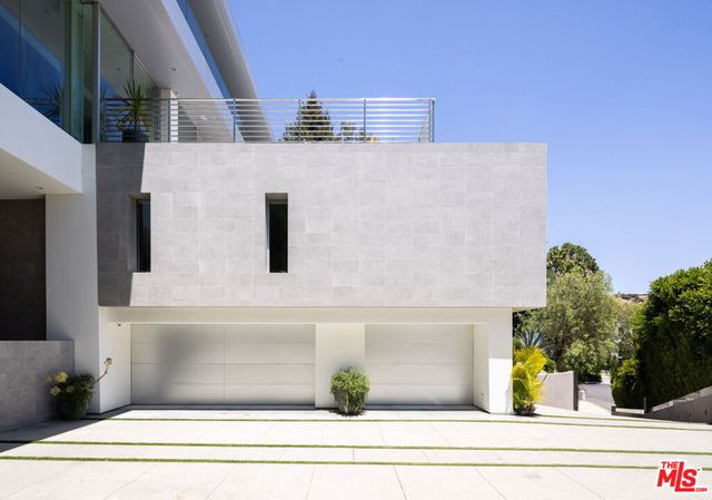 1895 Rising Glen Road, West Hollywood, CA 90069