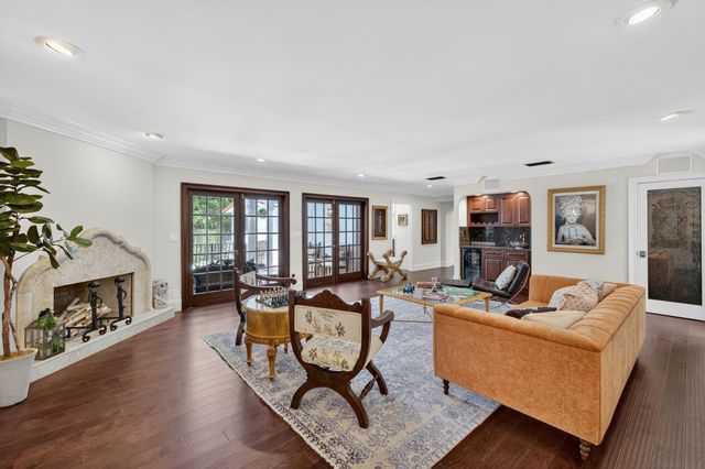 2616 ACACIA Court, Fort Lauderdale, FL 33301